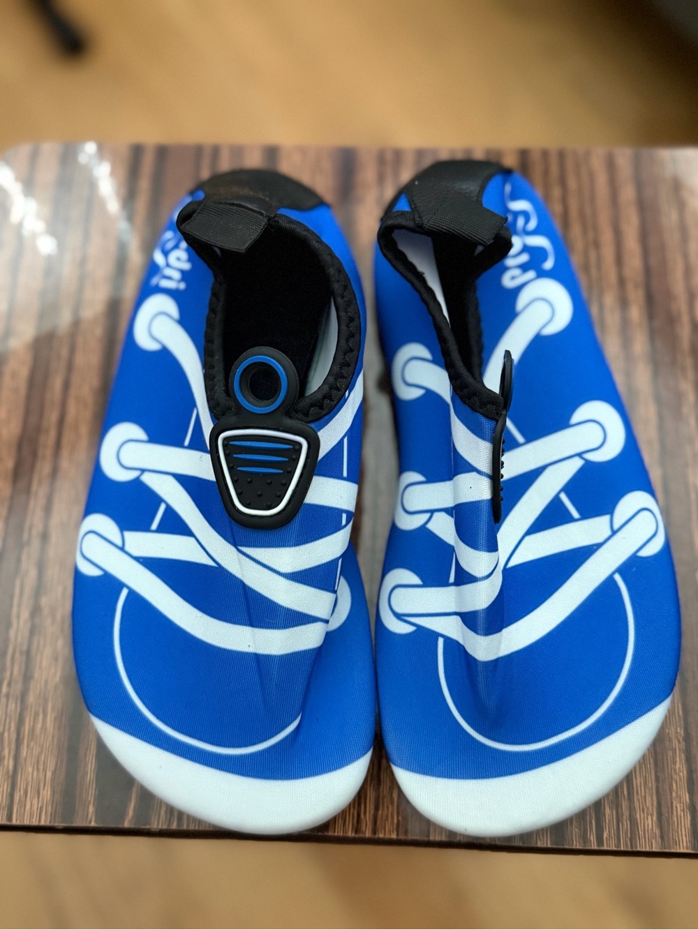 Kids Water Shoes Size 34-35 US 2.5-3.5, Blue Beach/Pool/Waterpark Shoes New